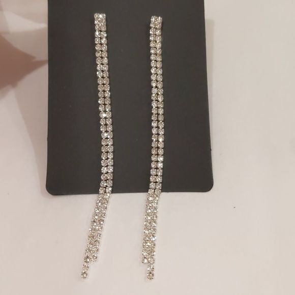 Clear Rhinestone Extra Long Tassel Earrings - Picture 9 of 12